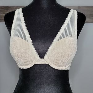 Victoria's Secret Dream Angel's push-up Bra 32A